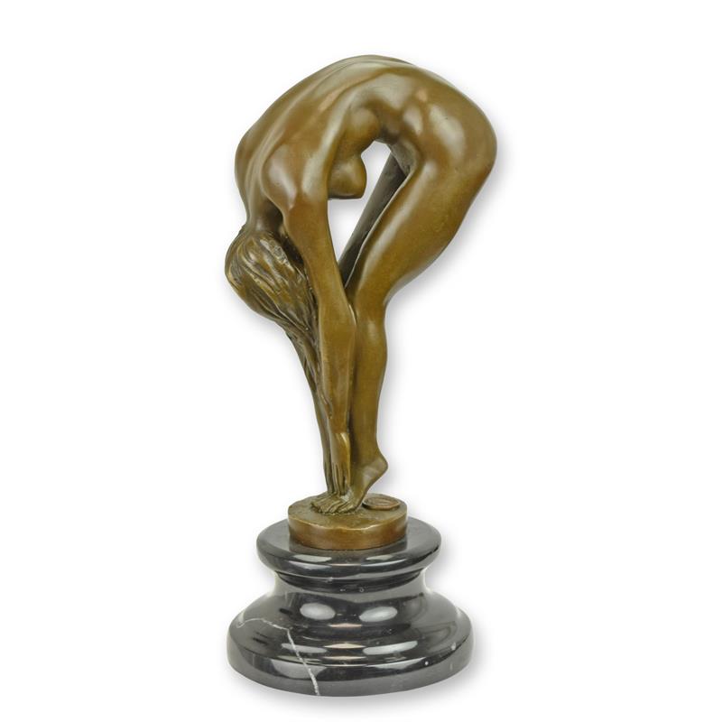 Elegante Bronzefigur Frau Detaillierte Skulptur einer Biegenden Schönheit 2