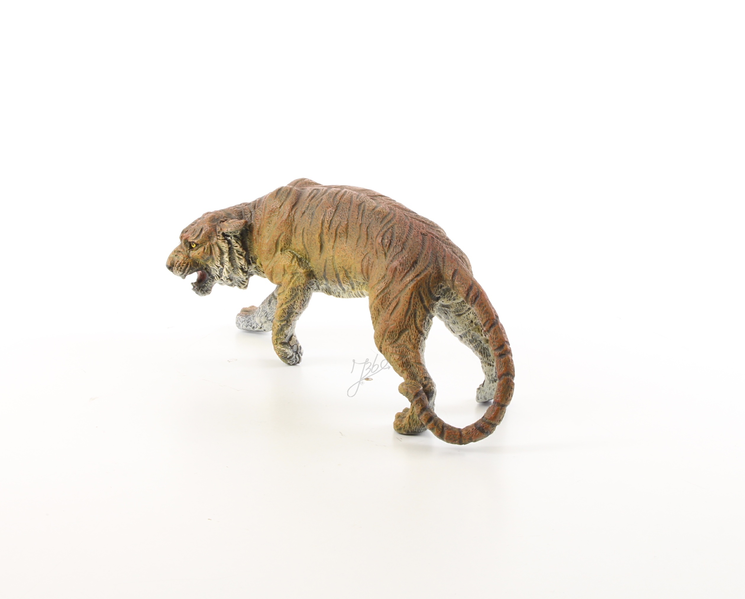 Exquisite Bronze Tiger Skulptur Detaillierte Bronzene Tigerfigur für Ihr Zuhause 5