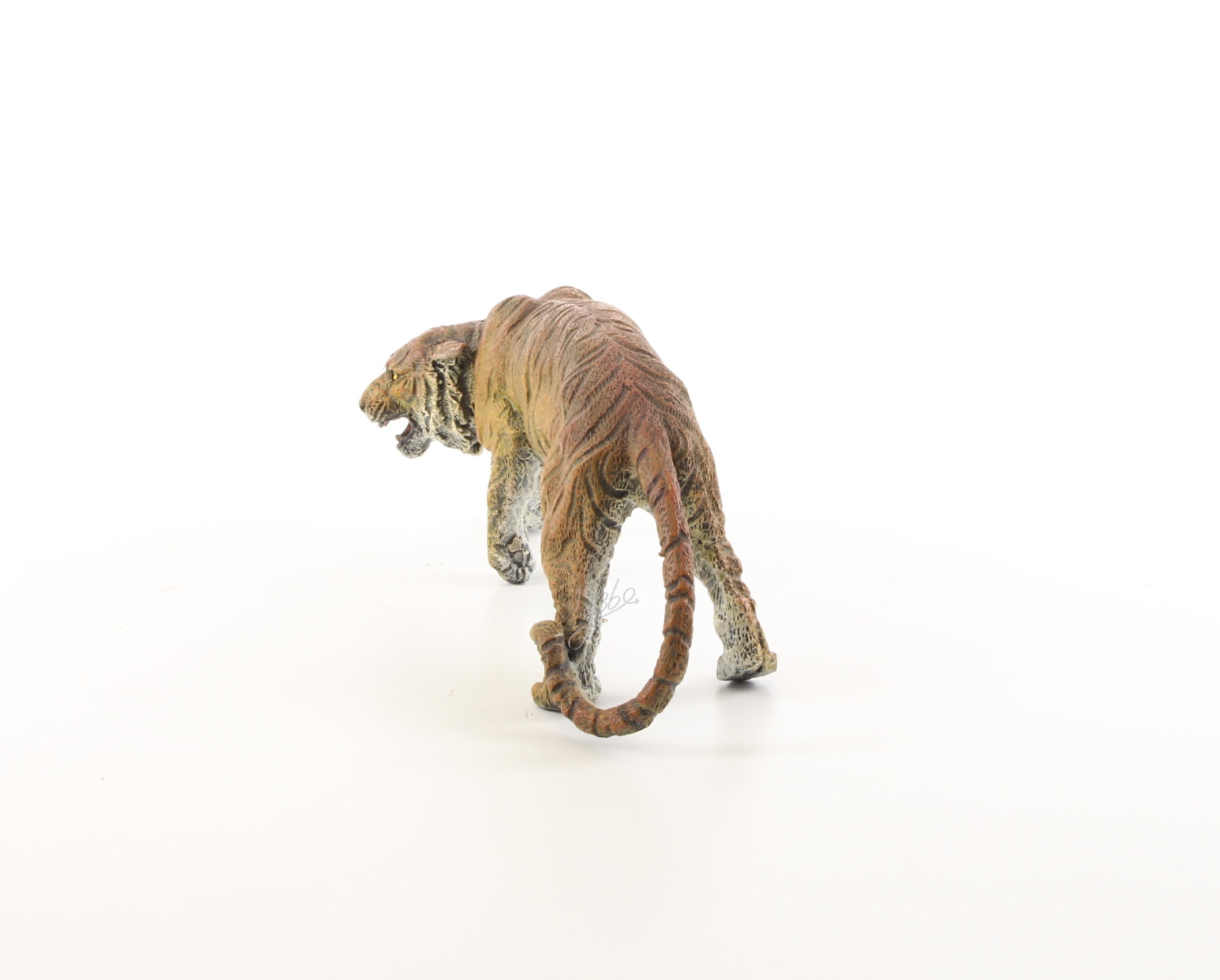 Exquisite Bronze Tiger Skulptur Detaillierte Bronzene Tigerfigur für Ihr Zuhause 7