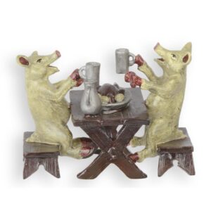 Humorvolle Bronzeskulptur Mäuse beim Abendessen mit Krügen