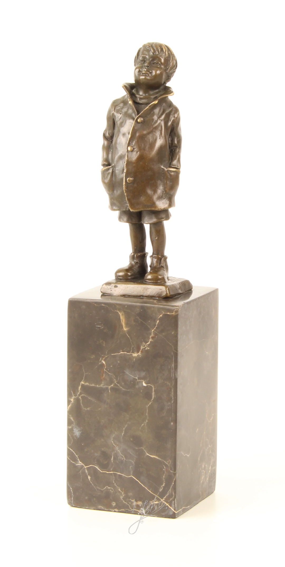 Hochwertige Bronze Kinderskulptur Junge mit Mantel für Ihr Zuhause 4