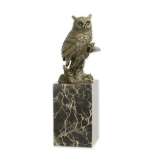 Detaillierte Bronze Eulenskulptur Elegante Langohreule für Ihr Zuhause