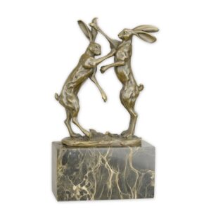 Exquisite Bronzehasen Skulptur Kämpfende Hasen in edler Bronze