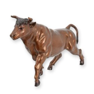 Detailreiche Bronzestierfigur Elegante Bronzeskulptur eines Gehenden Stiers