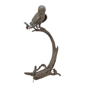 Detaillierte Bronze Eulenskulptur auf Ast Elegante Dekoration