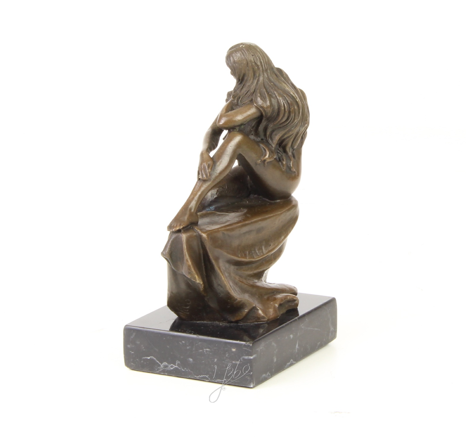 Elegante Bronze Frauenfigur Sitzende Skulptur einer Frau entdecken 8