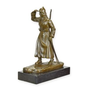 Einzigartige Bronze Bergsteiger Skulptur Russische Wanderer Statue mit Mantel