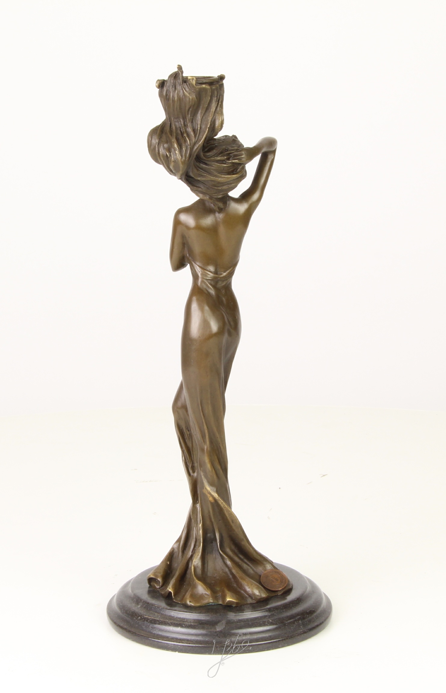 Eleganter Bronzefiguren Kerzenhalter mit Frauenmotiv für stilvolle Dekoration 9