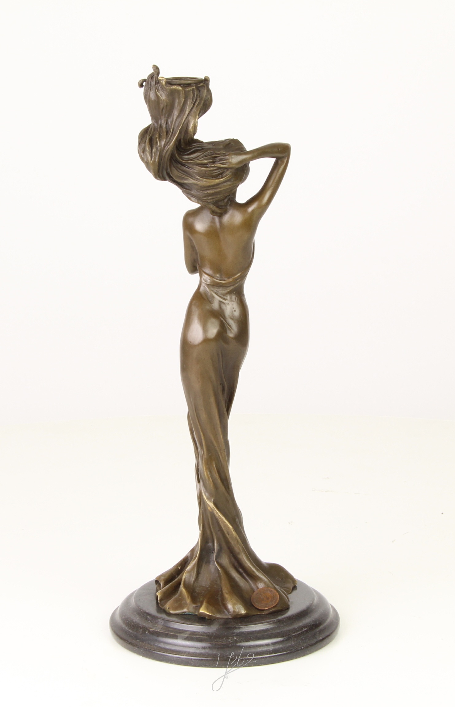 Eleganter Bronzefiguren Kerzenhalter mit Frauenmotiv für stilvolle Dekoration 12