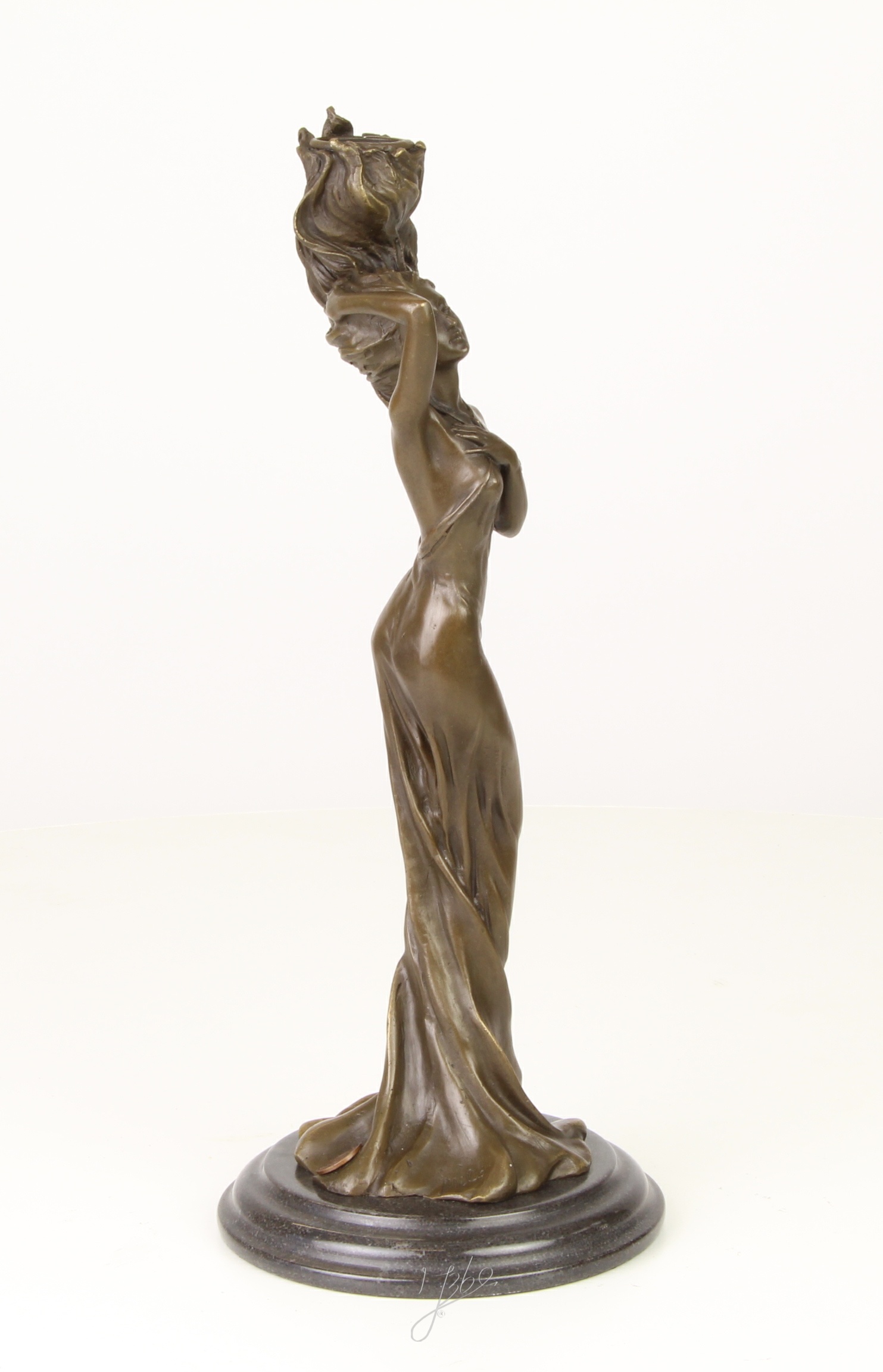 Eleganter Bronzefiguren Kerzenhalter mit Frauenmotiv für stilvolle Dekoration 17