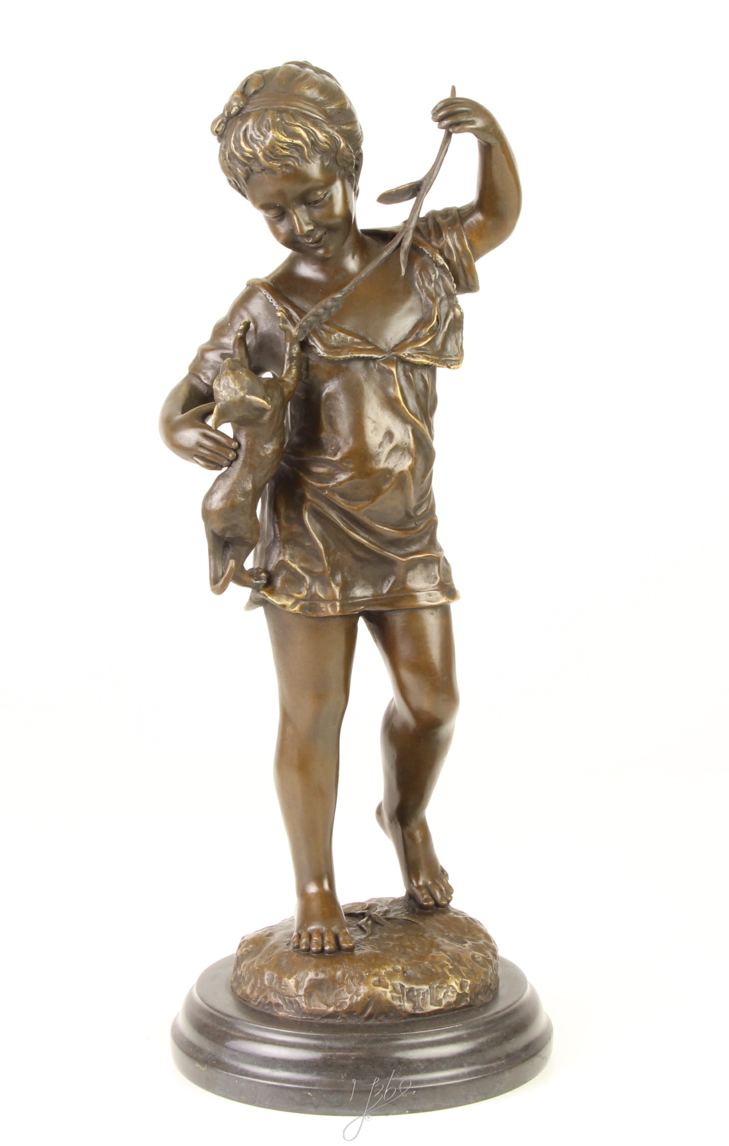 Einzigartige Bronze Kinderskulptur Mädchen mit Kaninchen auf Sockel 3