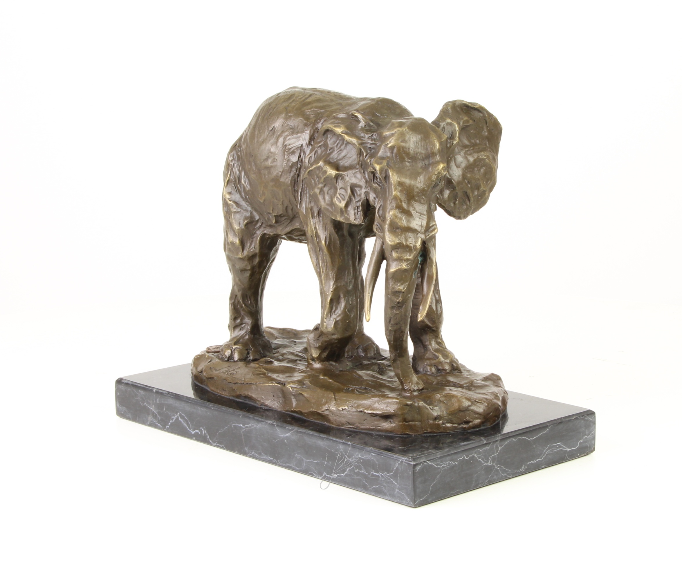 Detailreiche Bronzeelefant Skulptur Elegante Gehende Bronzeskulptur 4