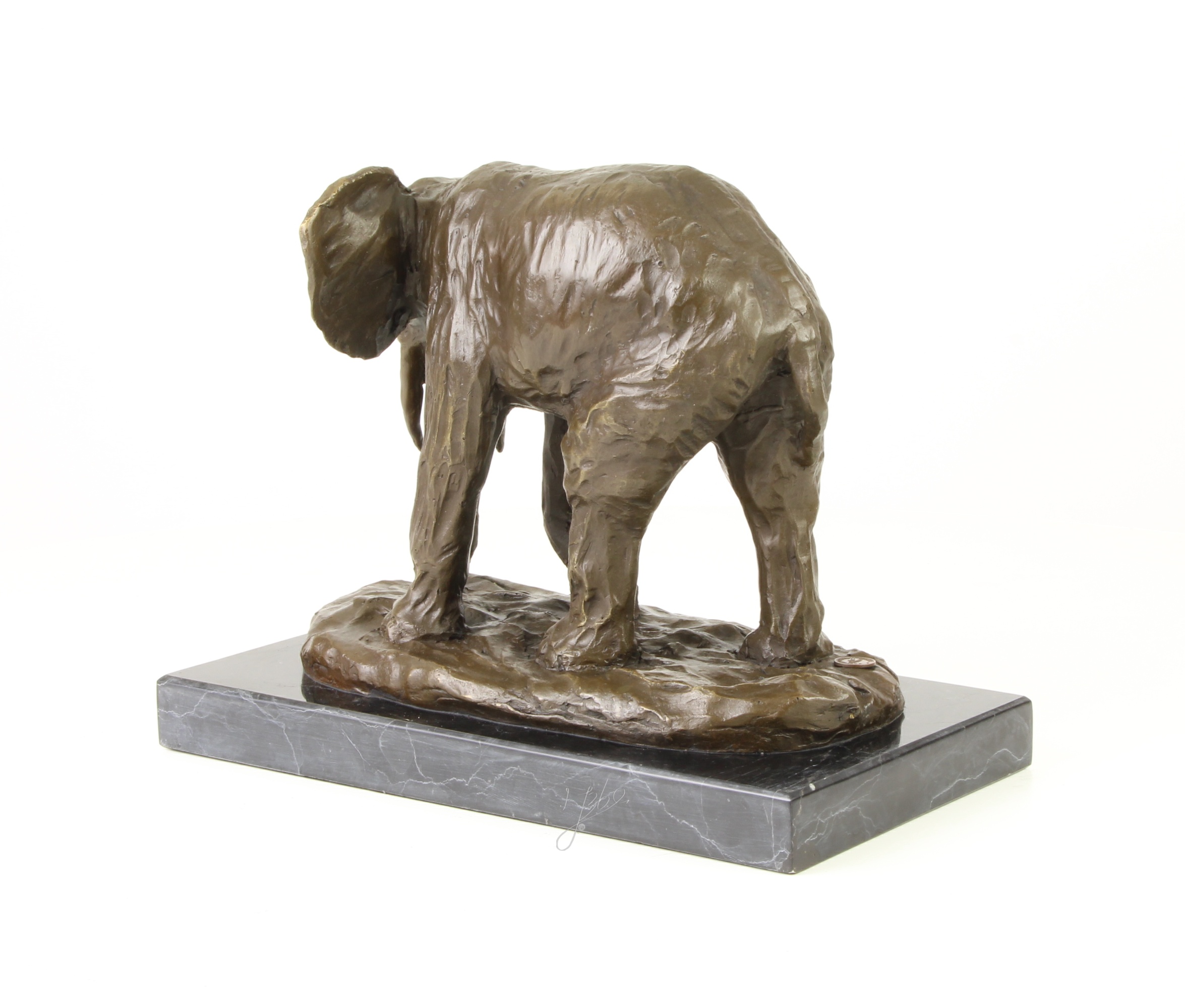Detailreiche Bronzeelefant Skulptur Elegante Gehende Bronzeskulptur 9