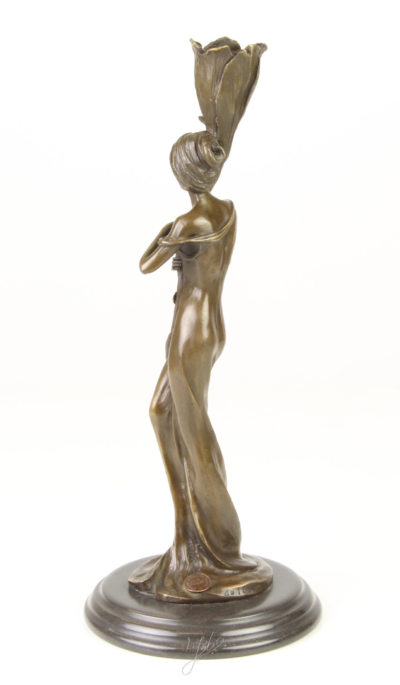 Art Nouveau Bronze Kerzenhalter mit dekorativer Frauenfigur aus Metall 6