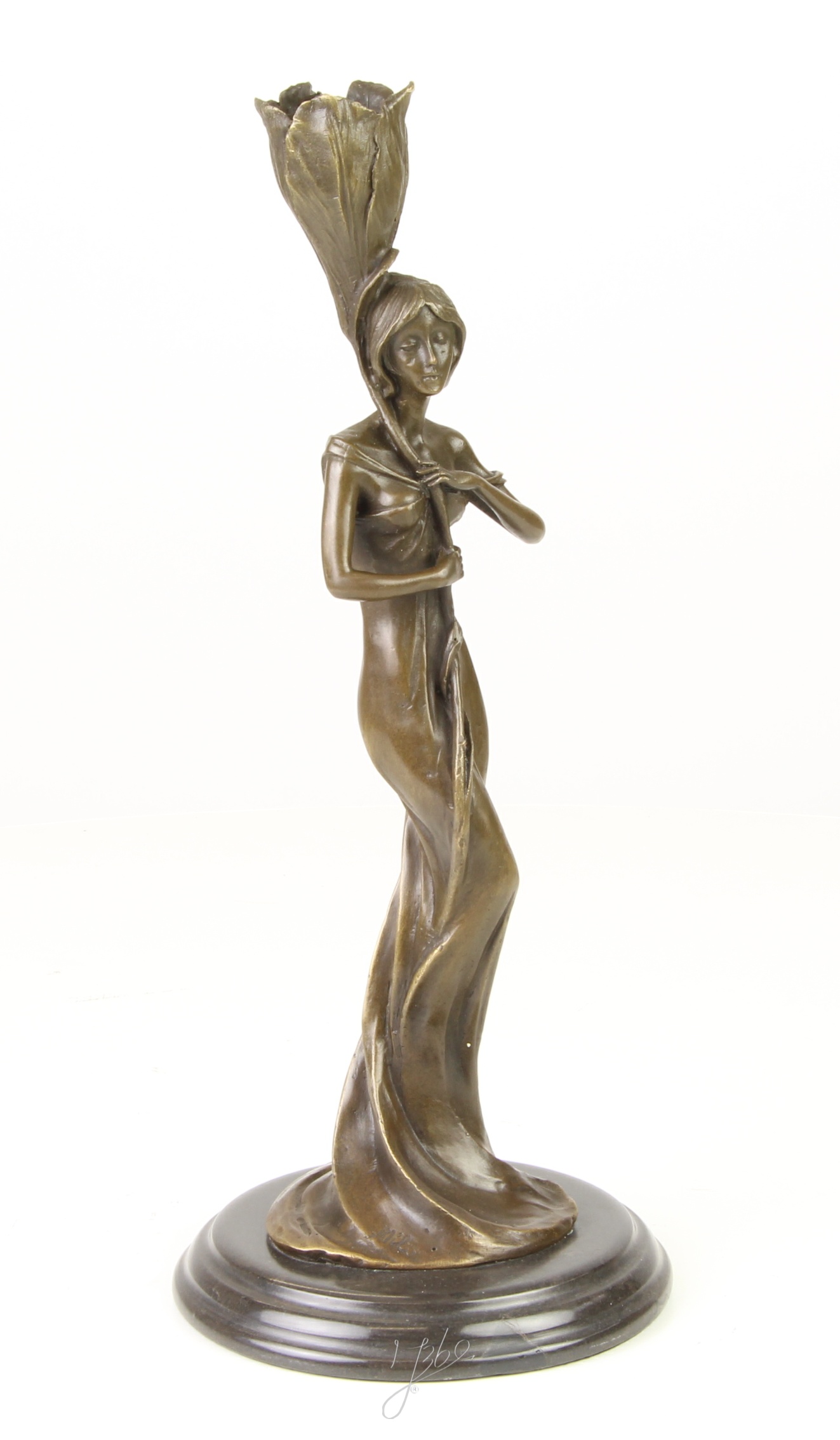 Art Nouveau Bronze Kerzenhalter mit dekorativer Frauenfigur aus Metall 17