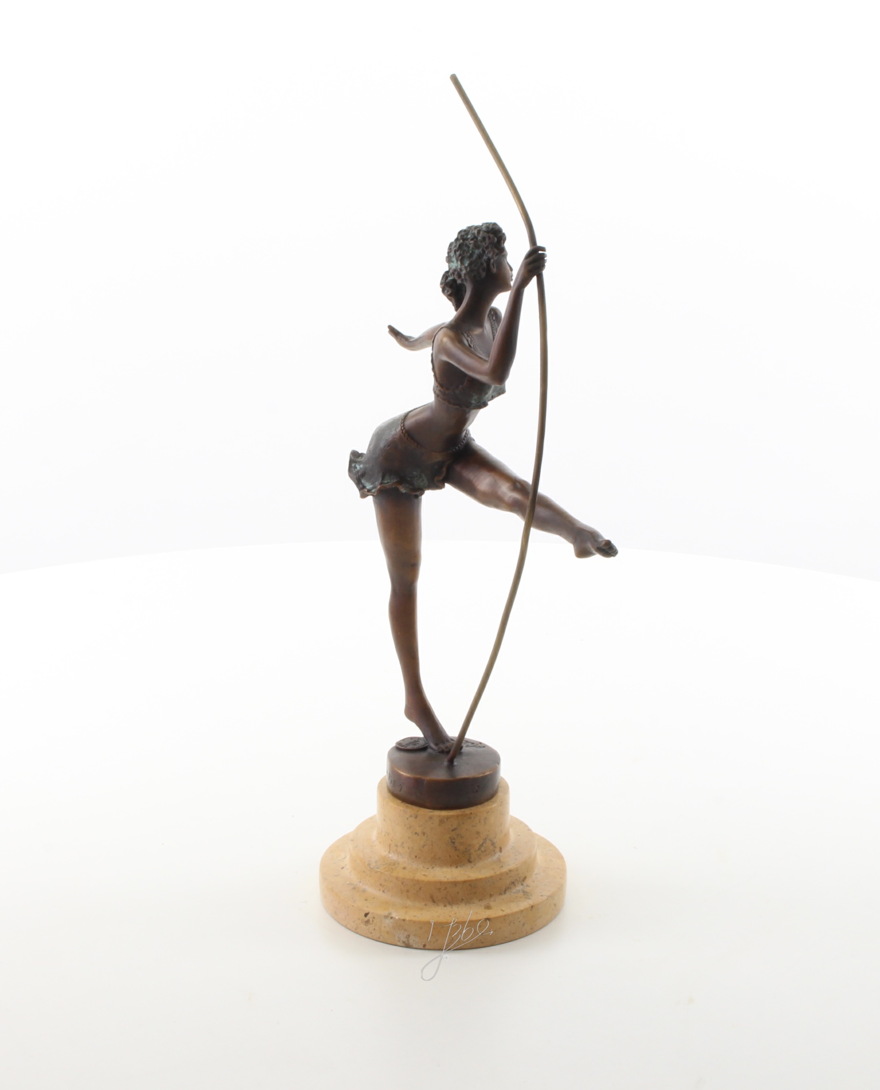 Elegante Bronze Ballerina Skulptur Tanzende Frau mit Stab 13