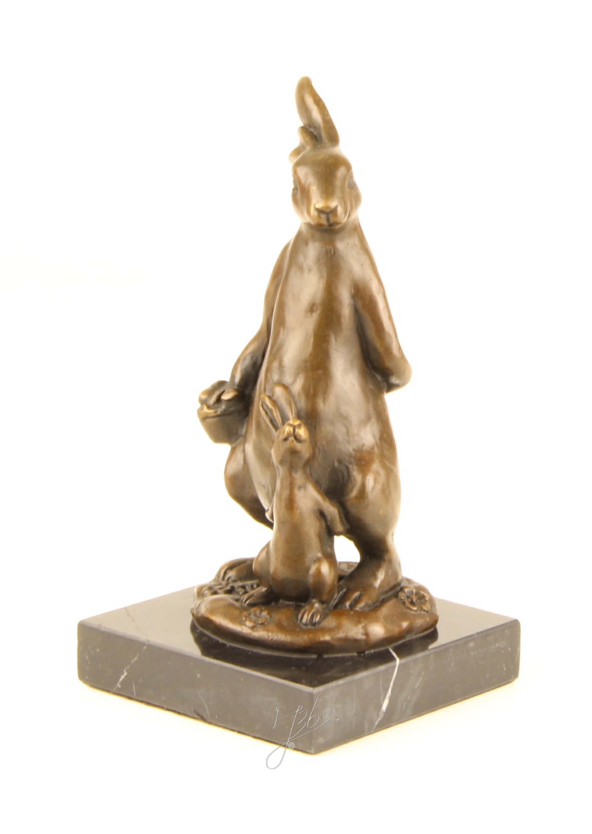 Realistische Bronze Osterhasenskulptur mit Korb Elegante Dekoration 4