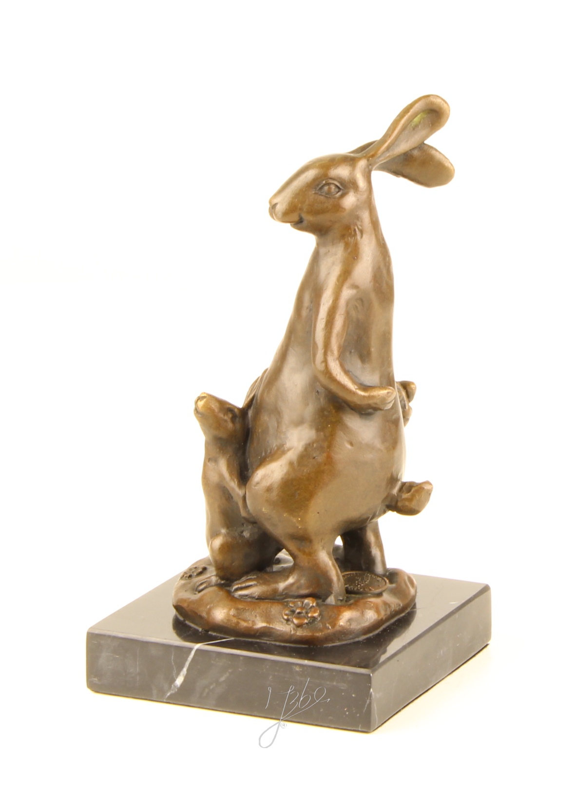 Realistische Bronze Osterhasenskulptur mit Korb Elegante Dekoration 6