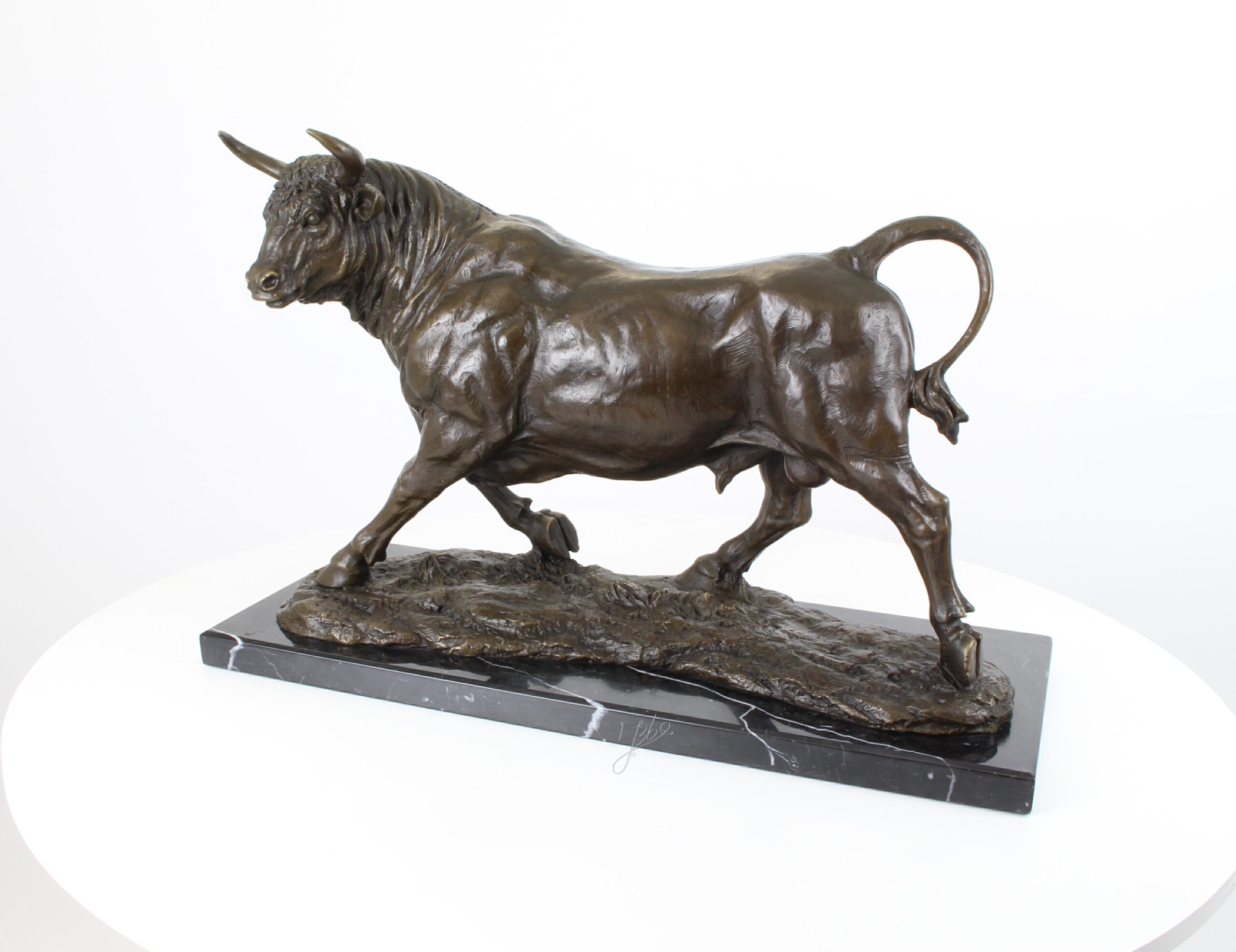 Hochwertige Bronze Bullenfigur Detaillierte Skulptur auf Marmorsockel 12