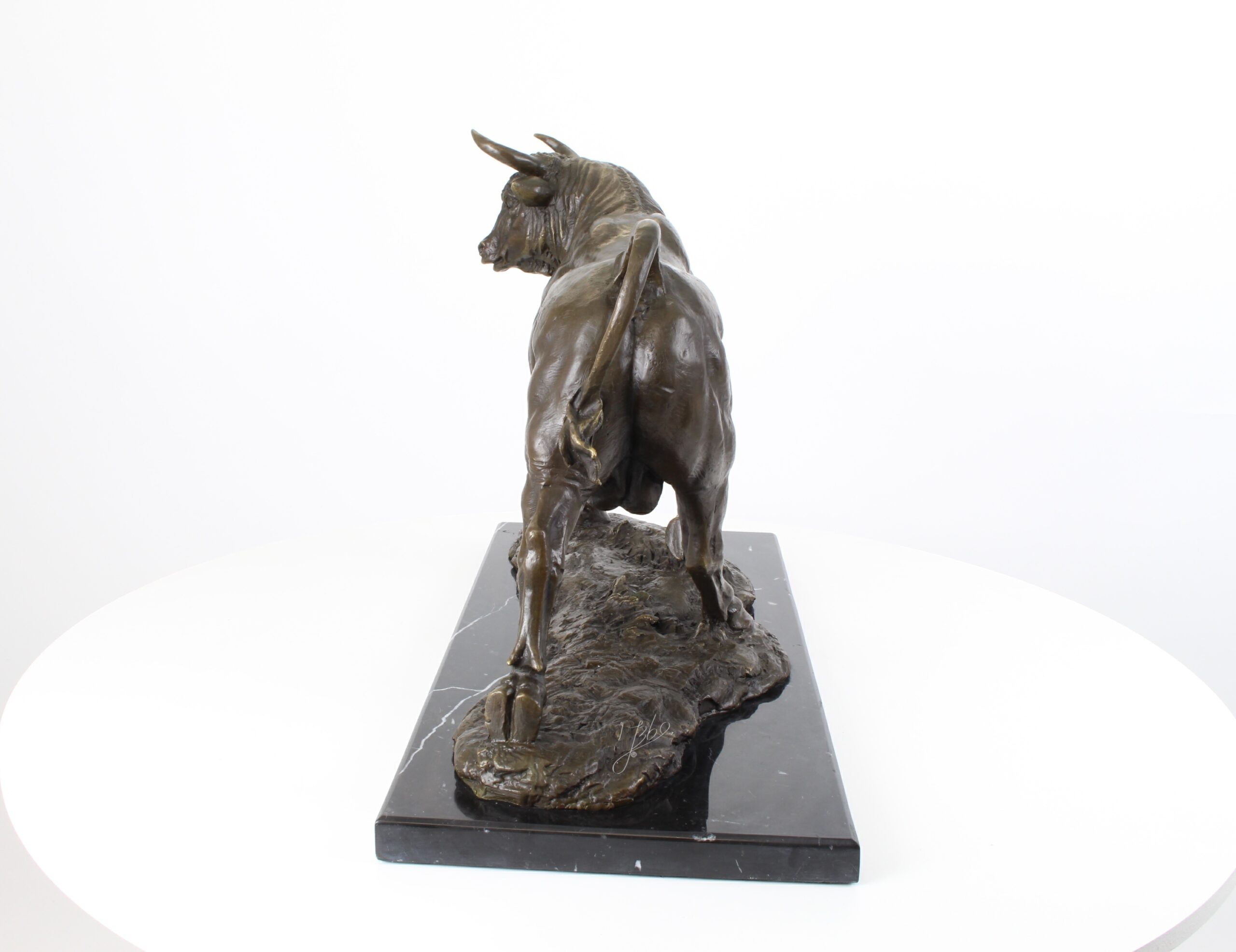 Hochwertige Bronze Bullenfigur Detaillierte Skulptur auf Marmorsockel 6