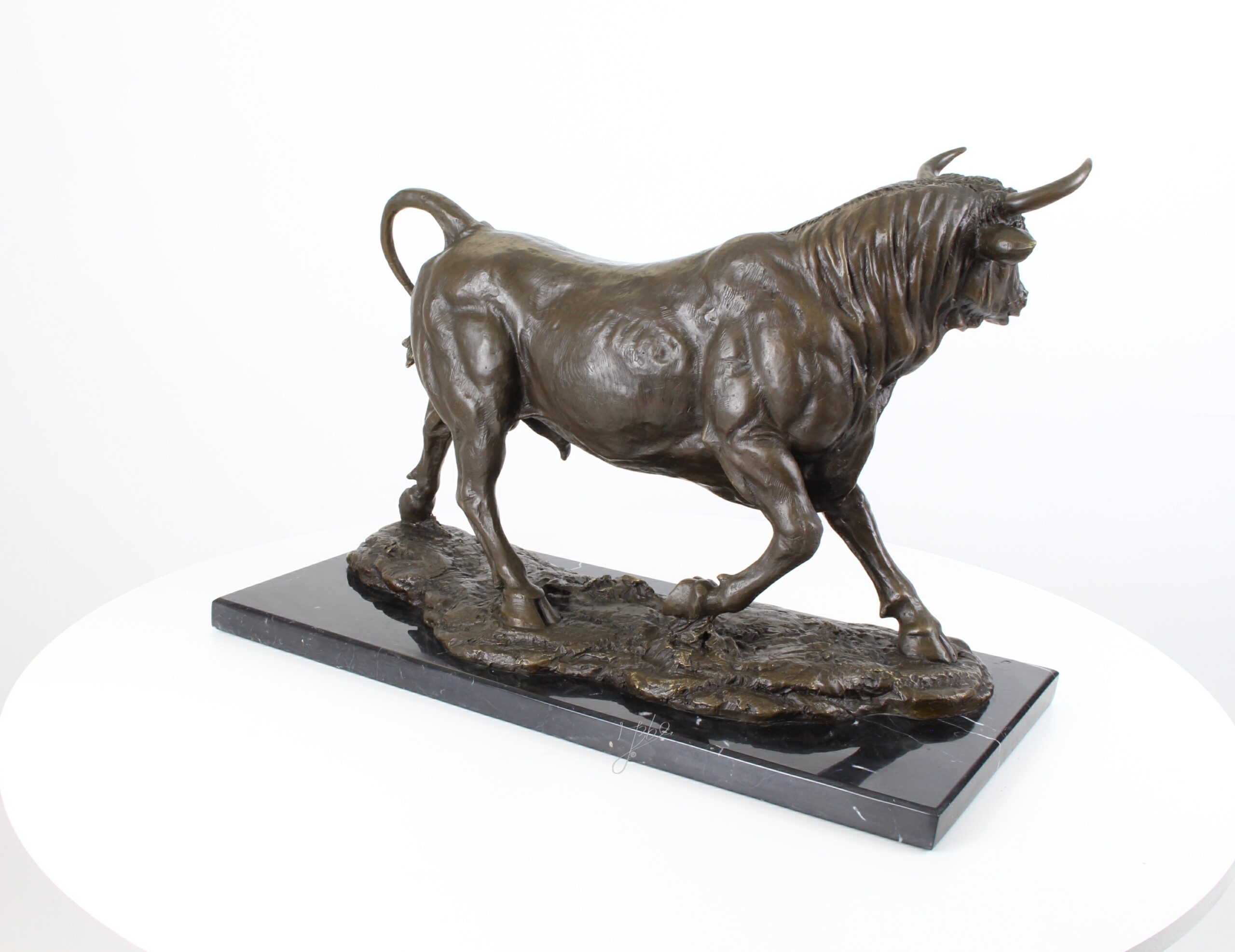 Hochwertige Bronze Bullenfigur Detaillierte Skulptur auf Marmorsockel 10