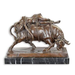 Exquisite Bronze Kunstwerk Löwen und Stier auf Marmorsockel Europa