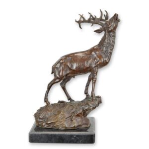 Exquisite Bronzehirsch Skulptur Lebensechte Eleganz für Ihr Zuhause