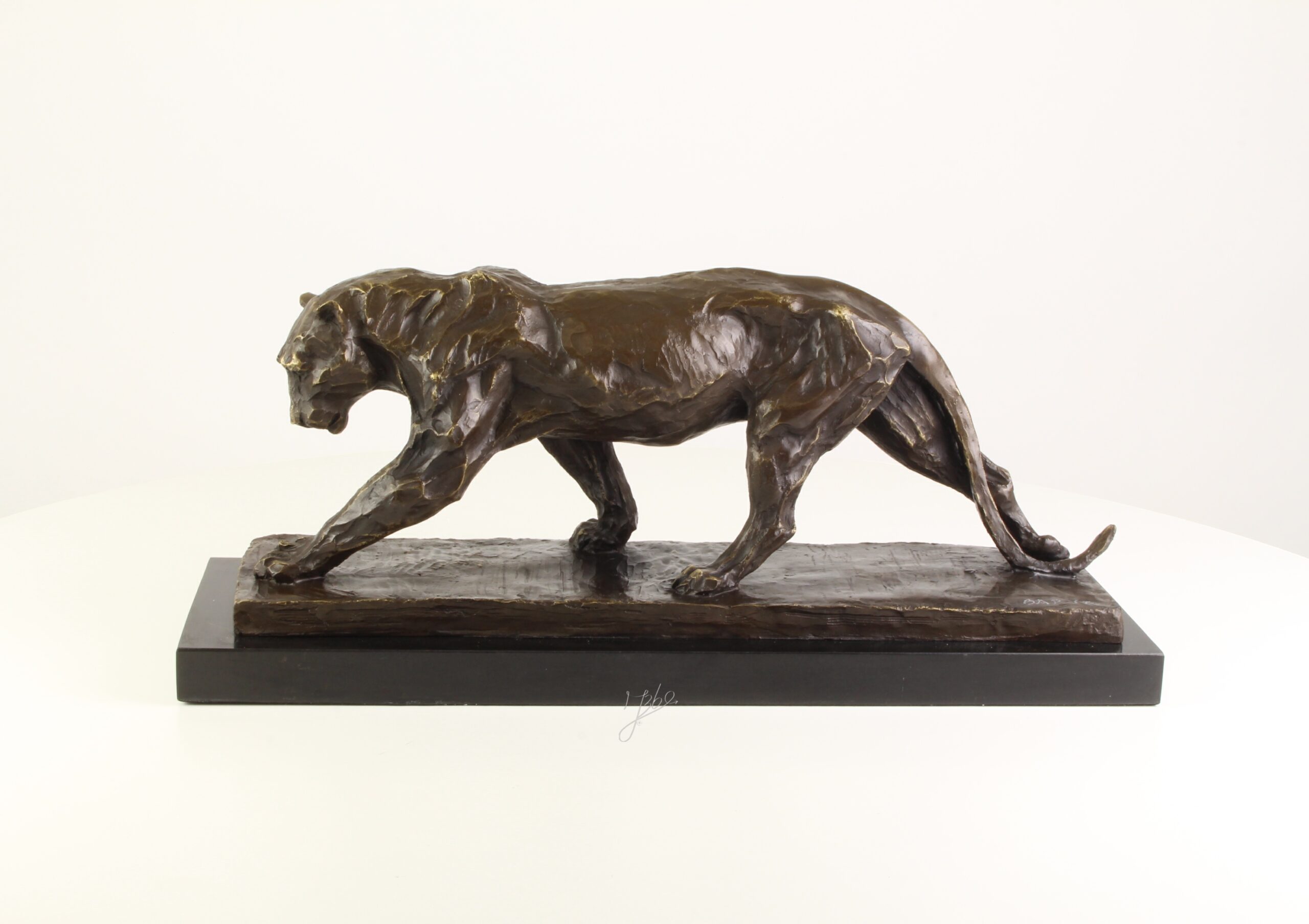 Exquisite Bronzeskulptur Panther Detaillierte Kunst auf edlem Sockel 3